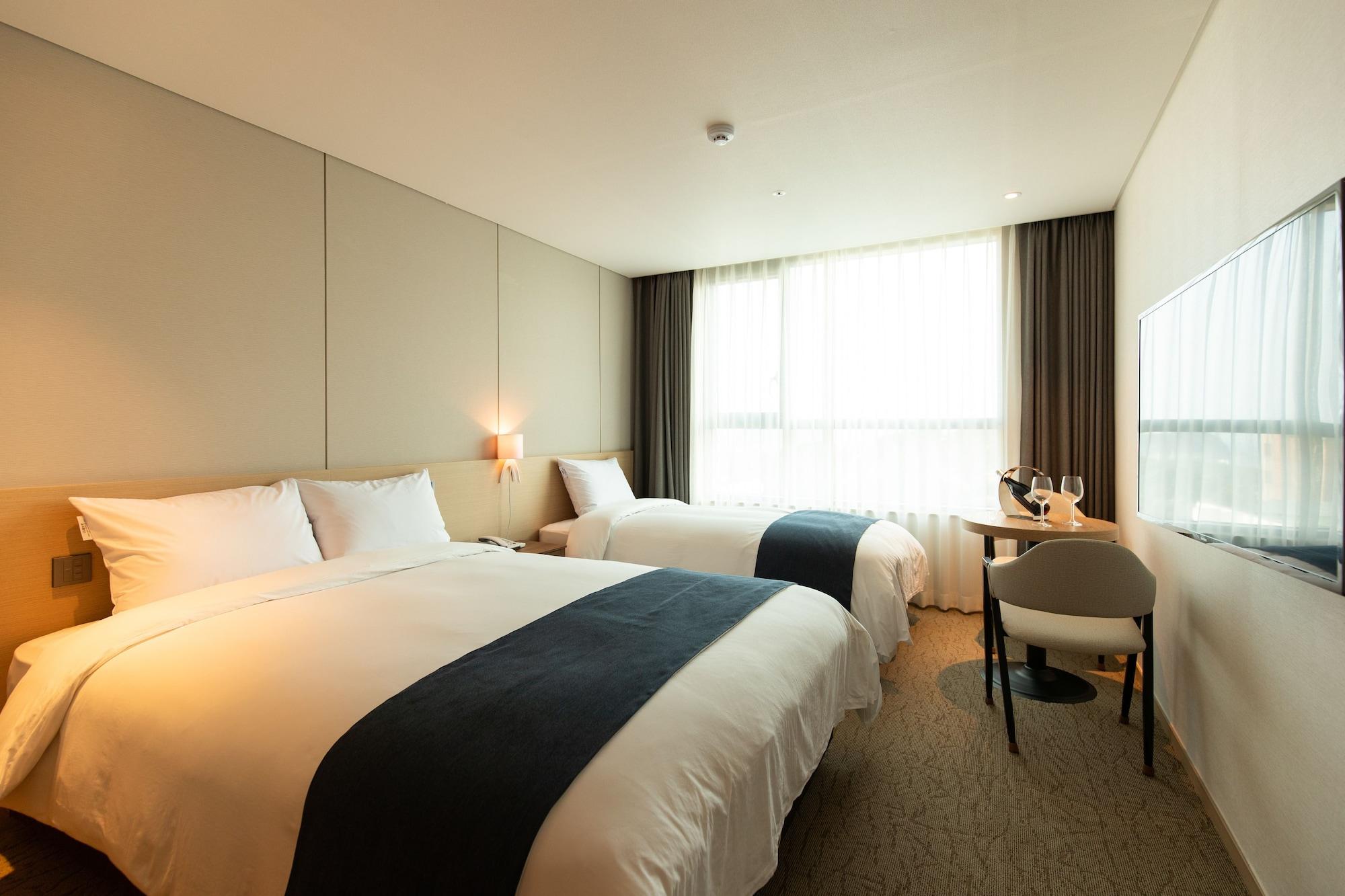 Hotel Winstory Seogwipo Bagian luar foto