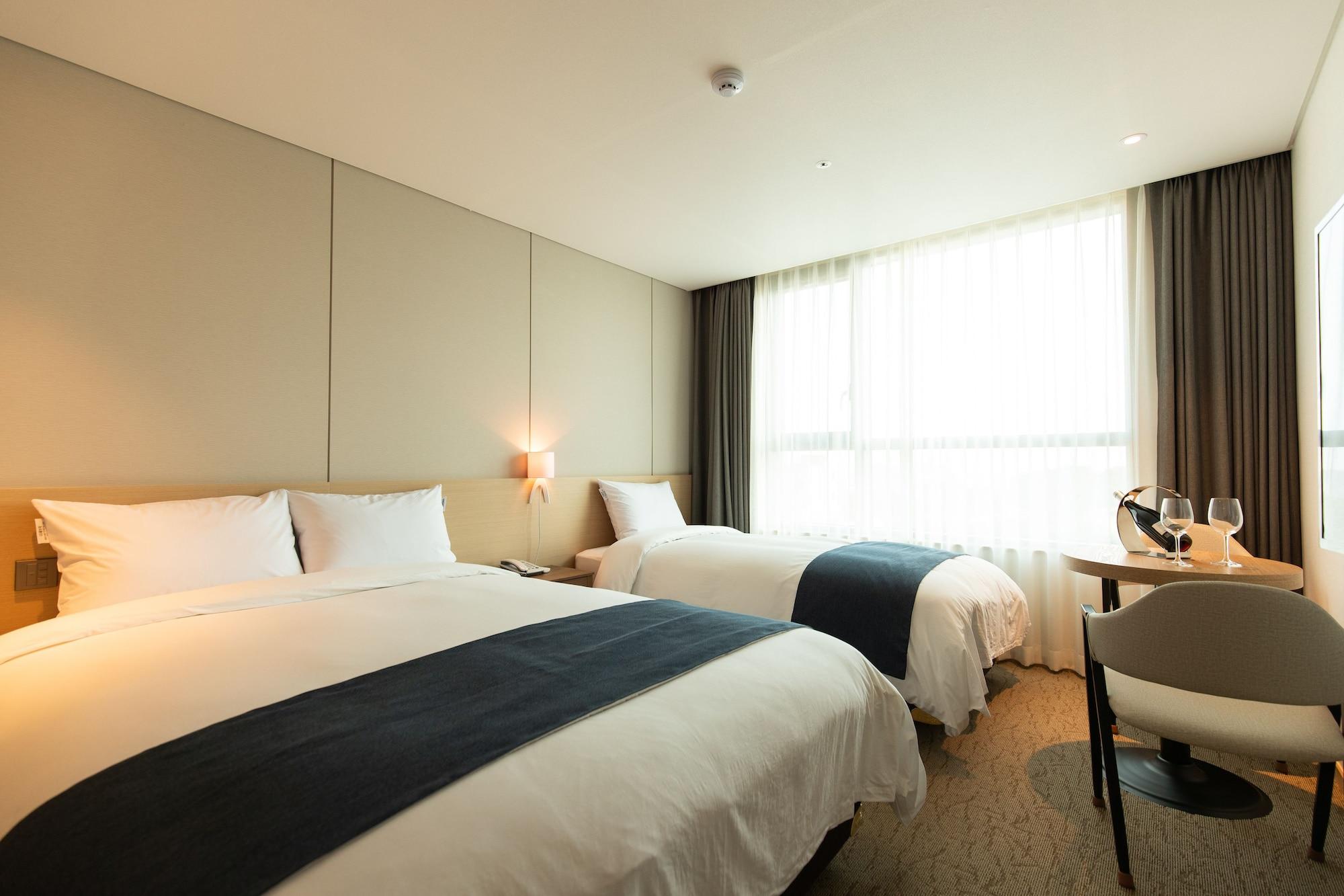 Hotel Winstory Seogwipo Bagian luar foto