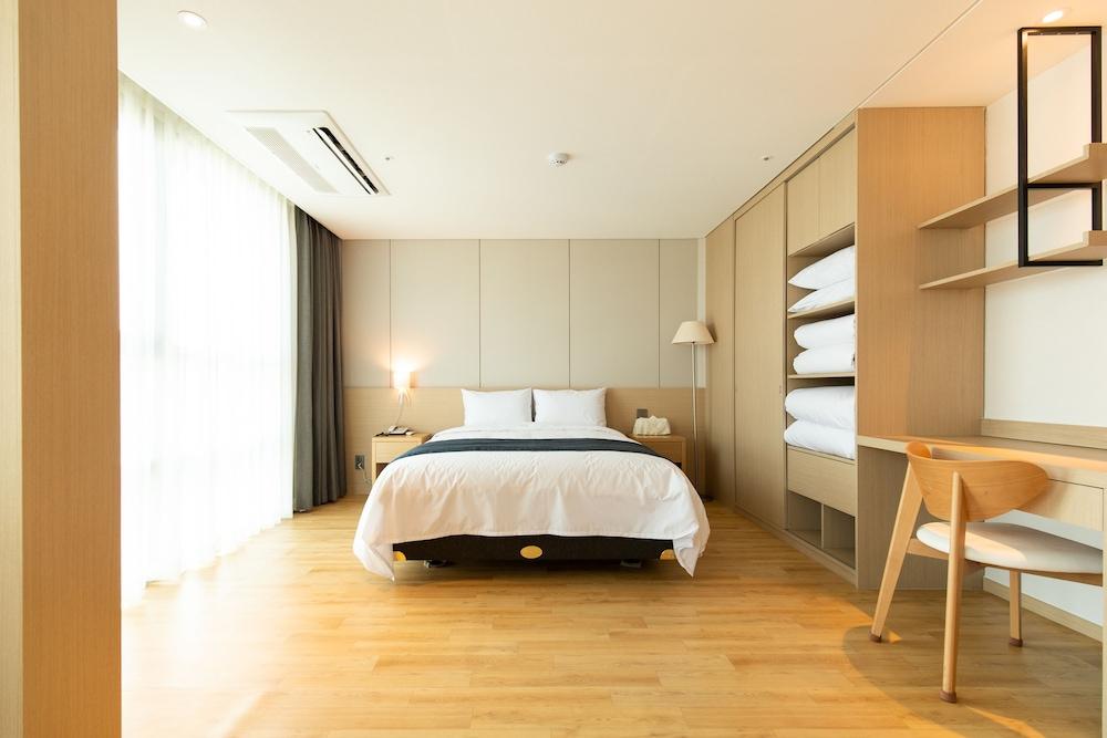 Hotel Winstory Seogwipo Bagian luar foto