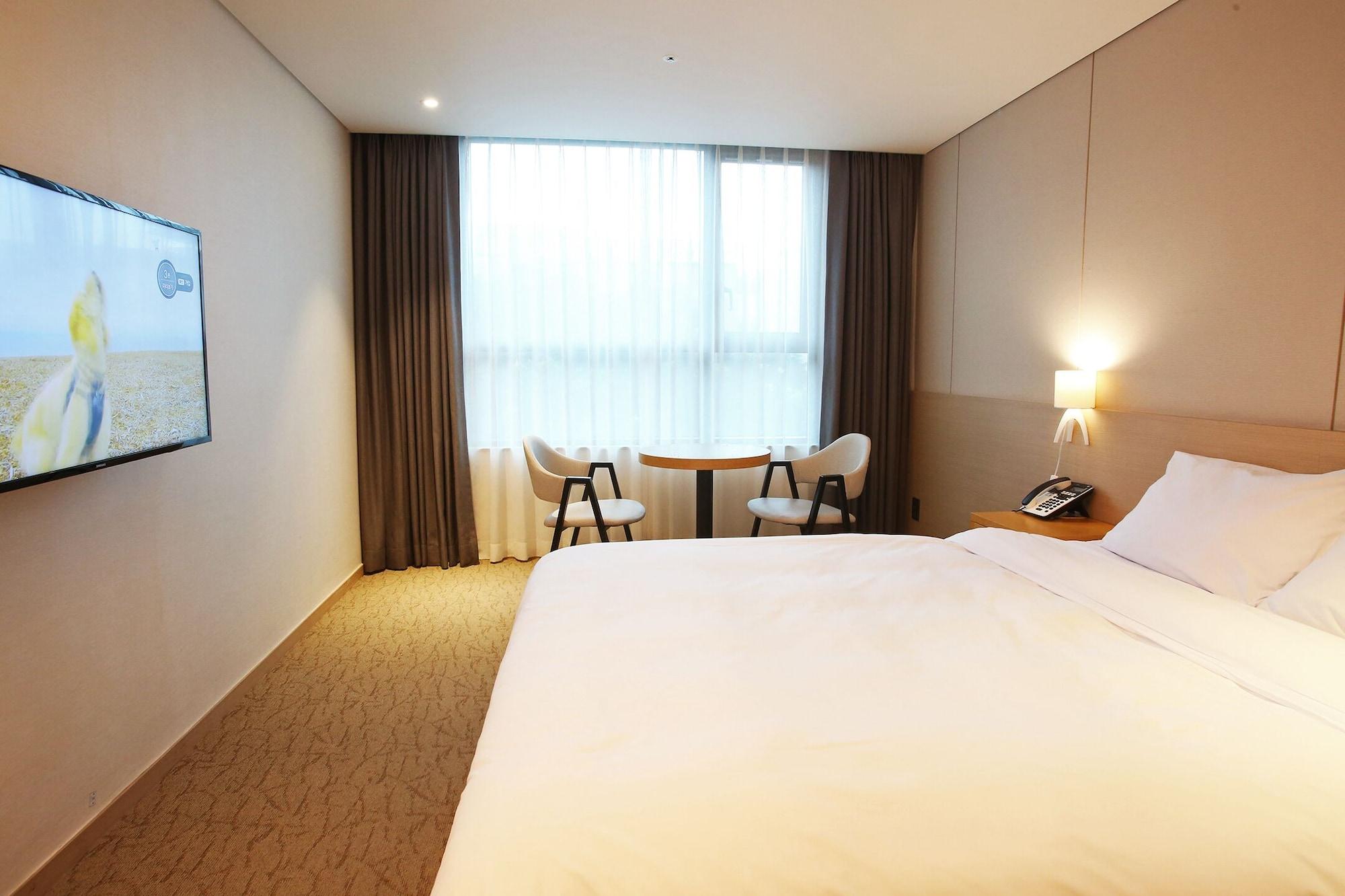 Hotel Winstory Seogwipo Bagian luar foto