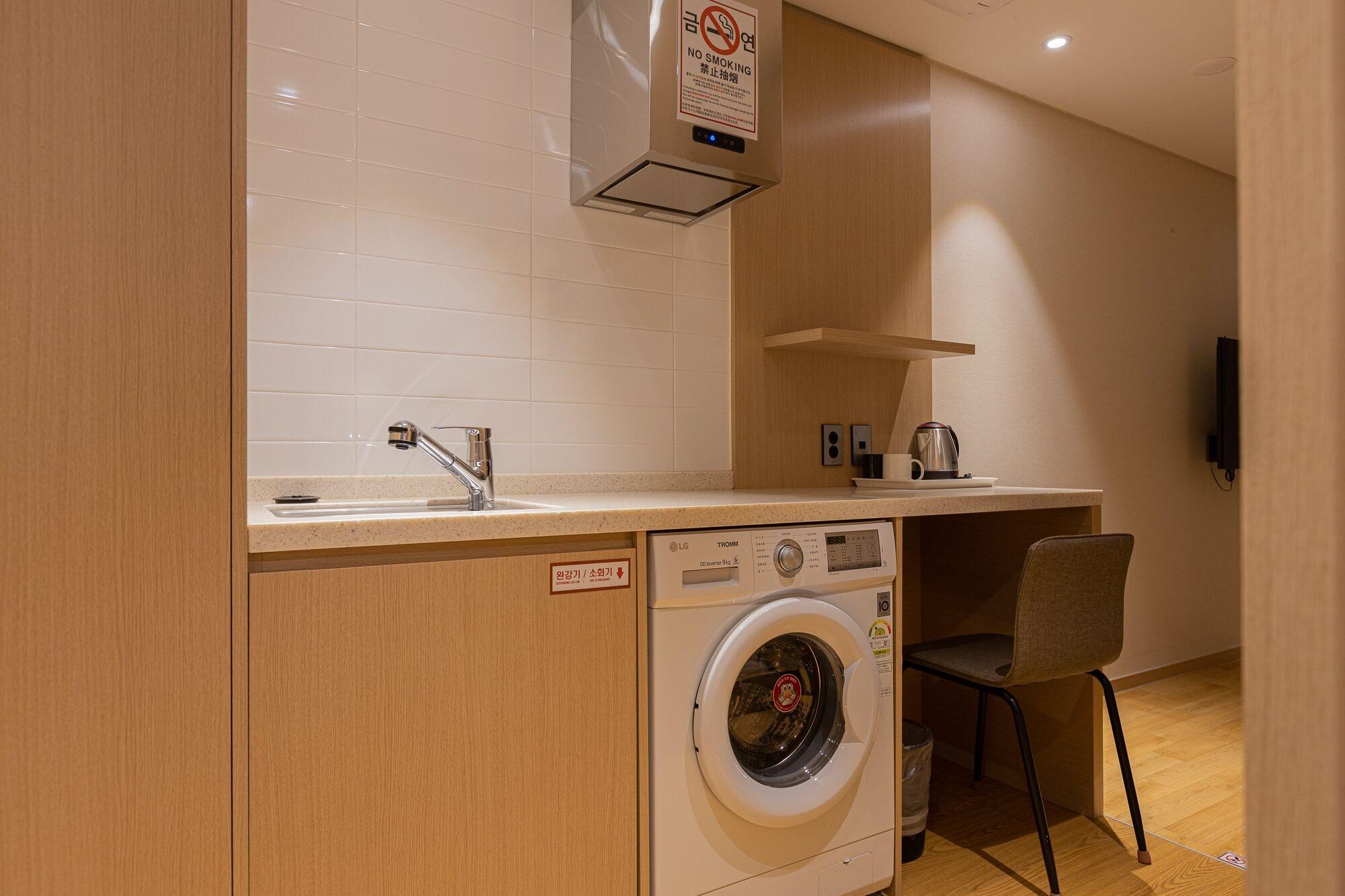 Hotel Winstory Seogwipo Bagian luar foto