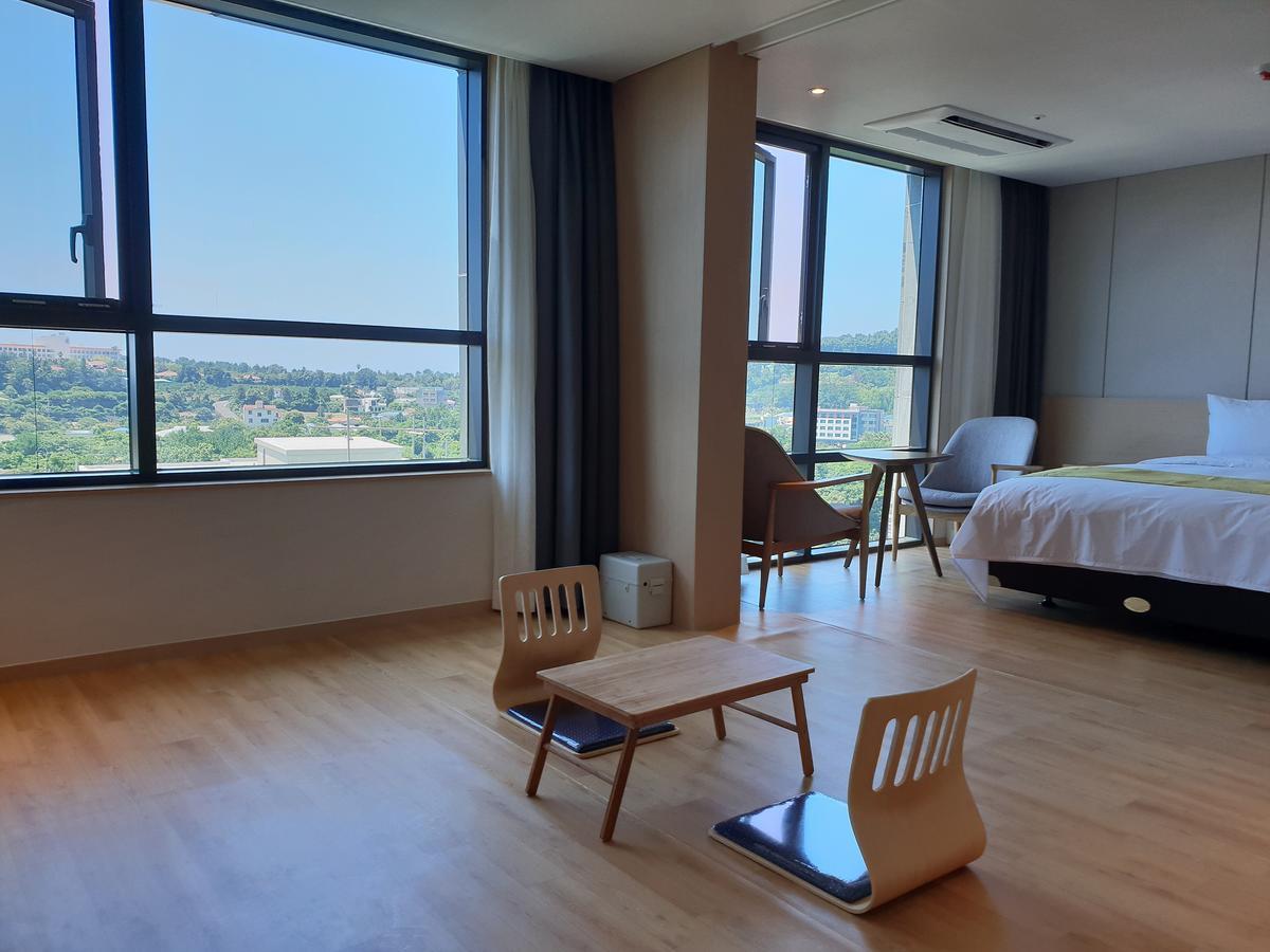 Hotel Winstory Seogwipo Bagian luar foto