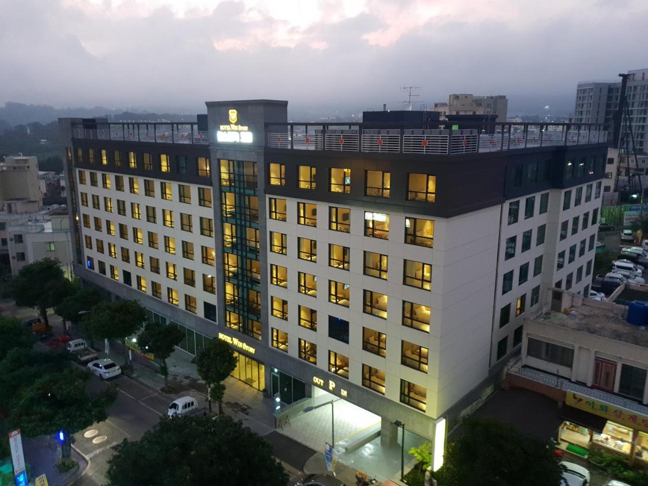 Hotel Winstory Seogwipo Bagian luar foto