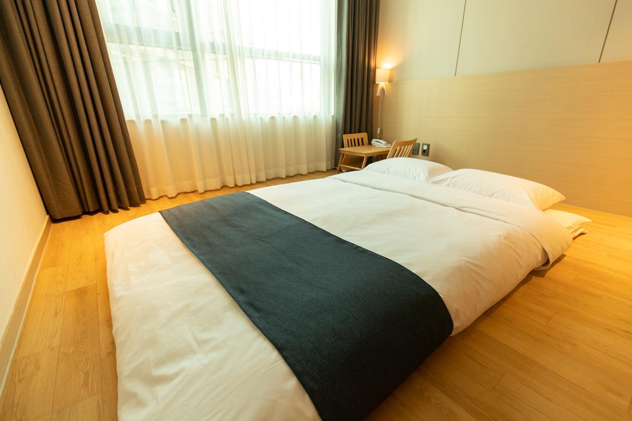 Hotel Winstory Seogwipo Bagian luar foto