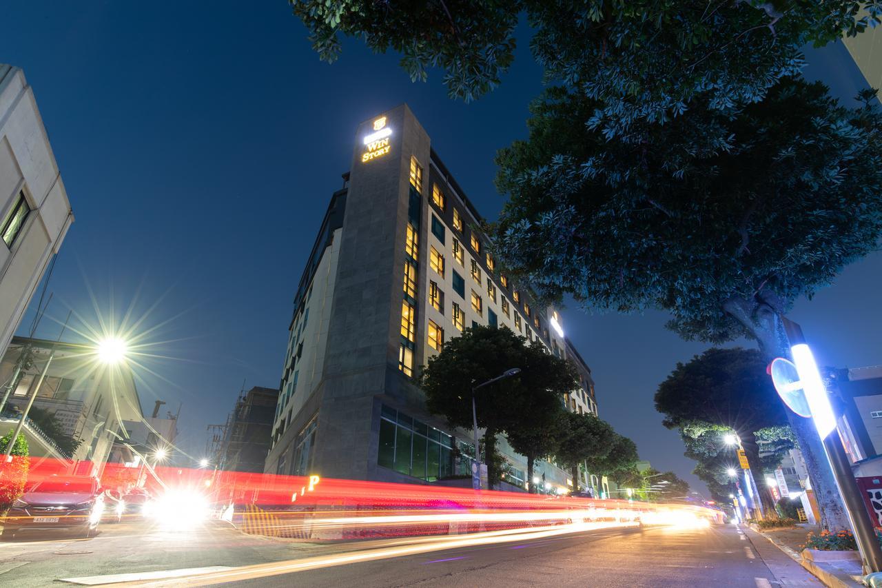 Hotel Winstory Seogwipo Bagian luar foto