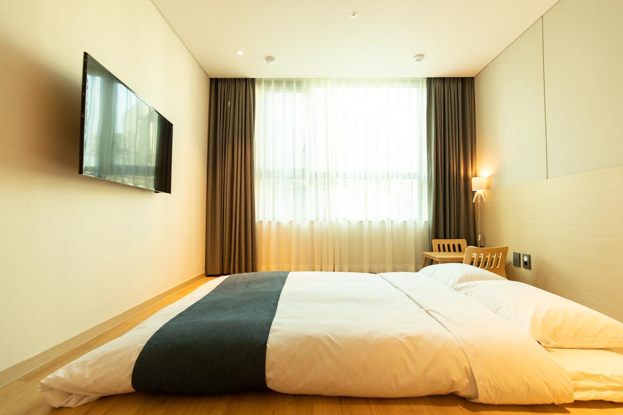 Hotel Winstory Seogwipo Bagian luar foto