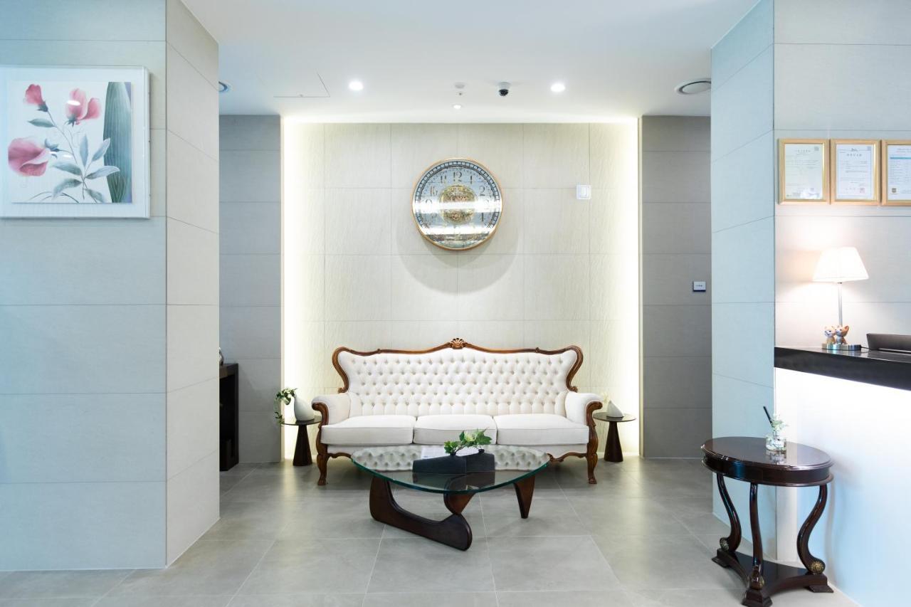 Hotel Winstory Seogwipo Bagian luar foto
